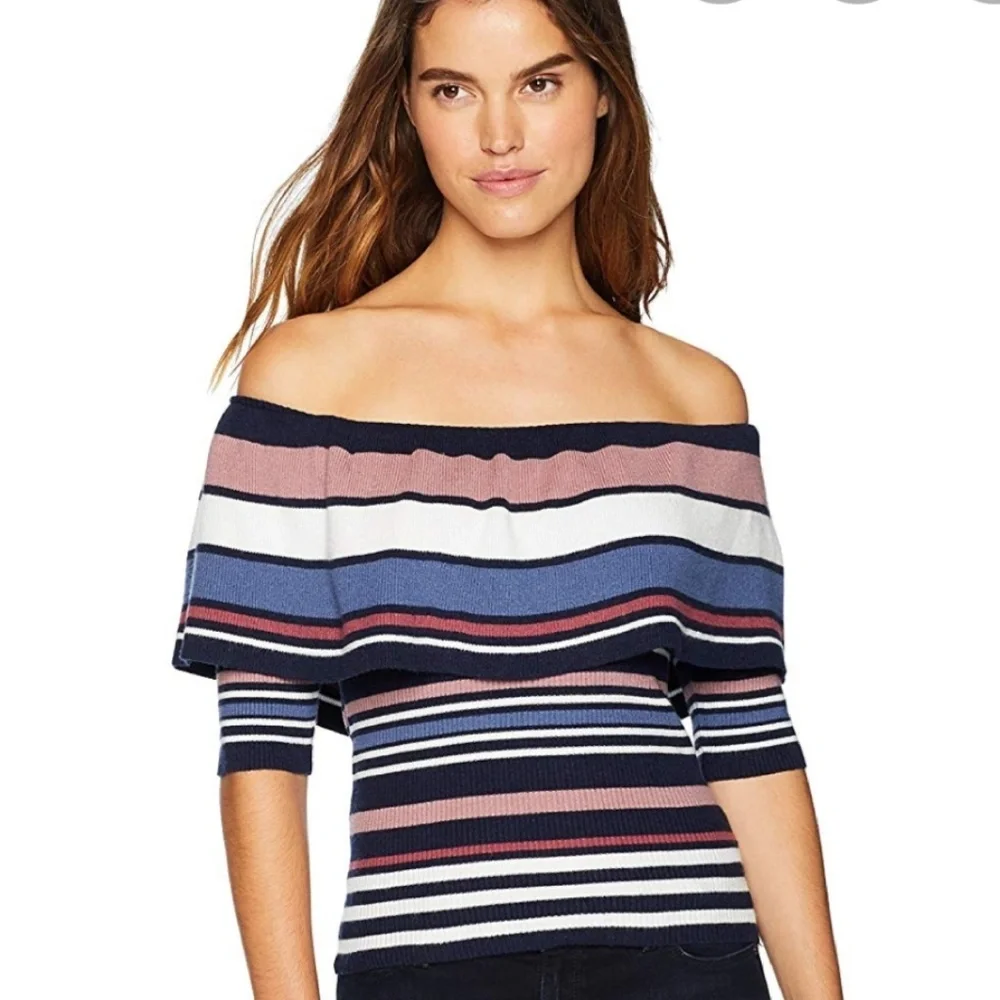 NWT Cupcakes & Cashmere off the shoulder sweater